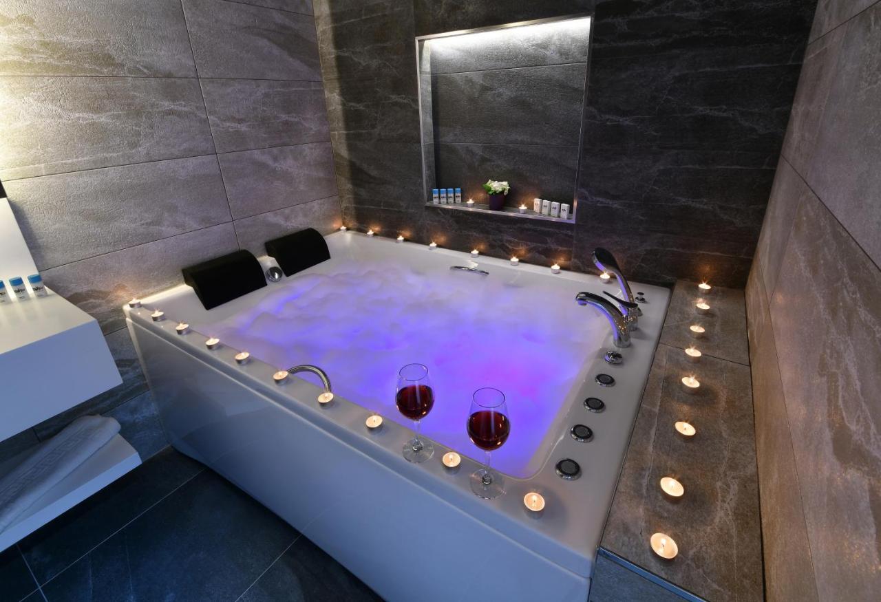 Nish Suites Atasehir Истанбул Екстериор снимка