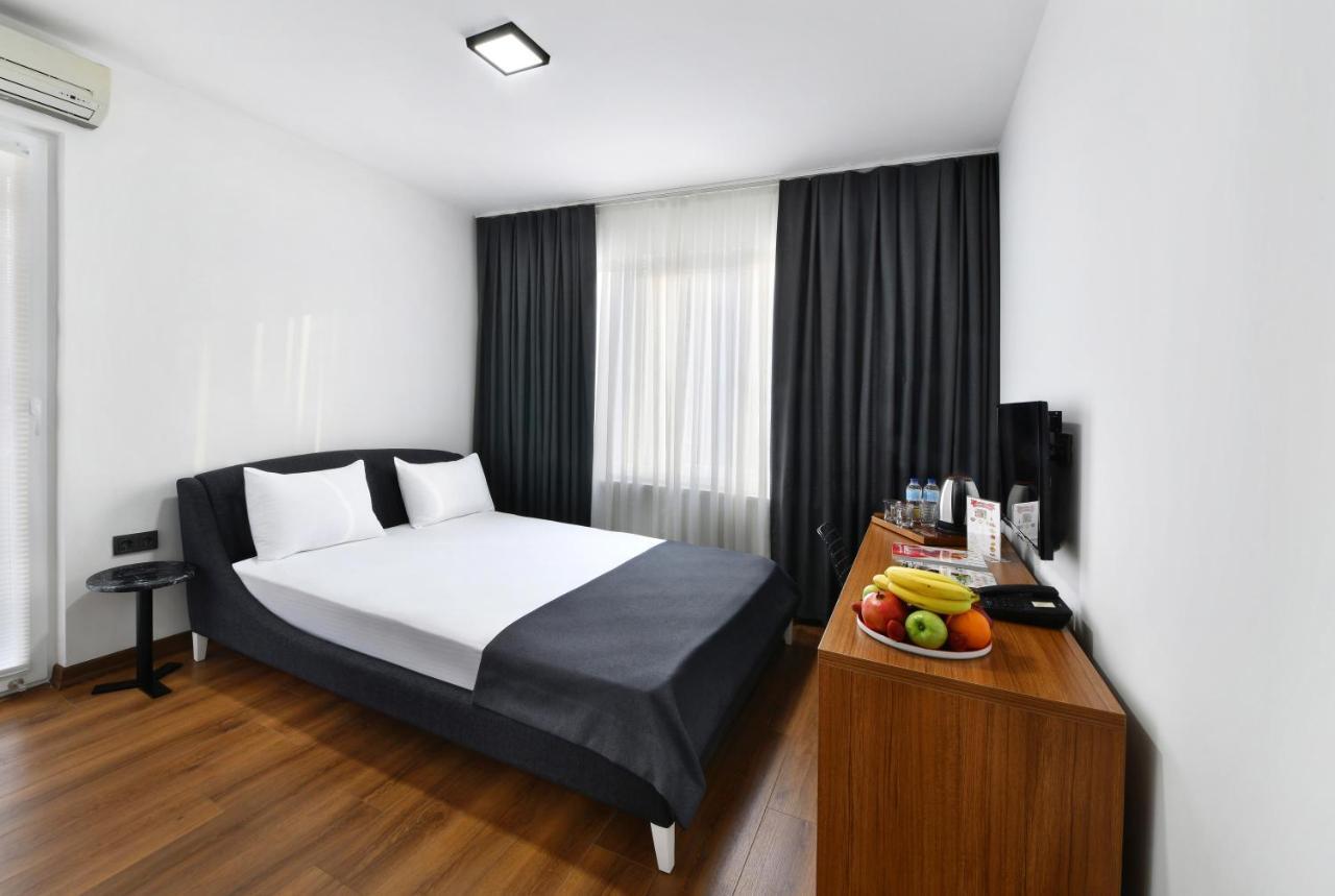 Nish Suites Atasehir Истанбул Екстериор снимка