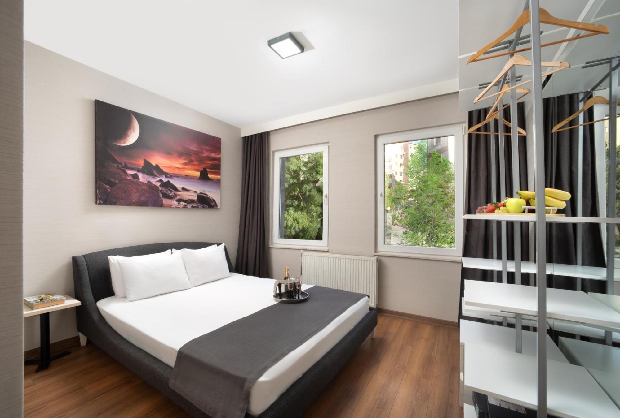 Nish Suites Atasehir Истанбул Екстериор снимка