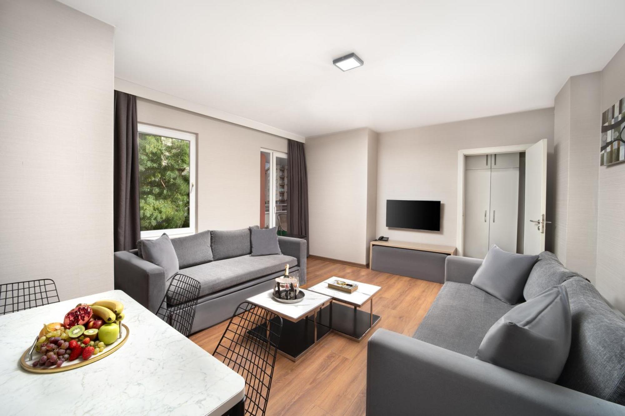 Nish Suites Atasehir Истанбул Екстериор снимка