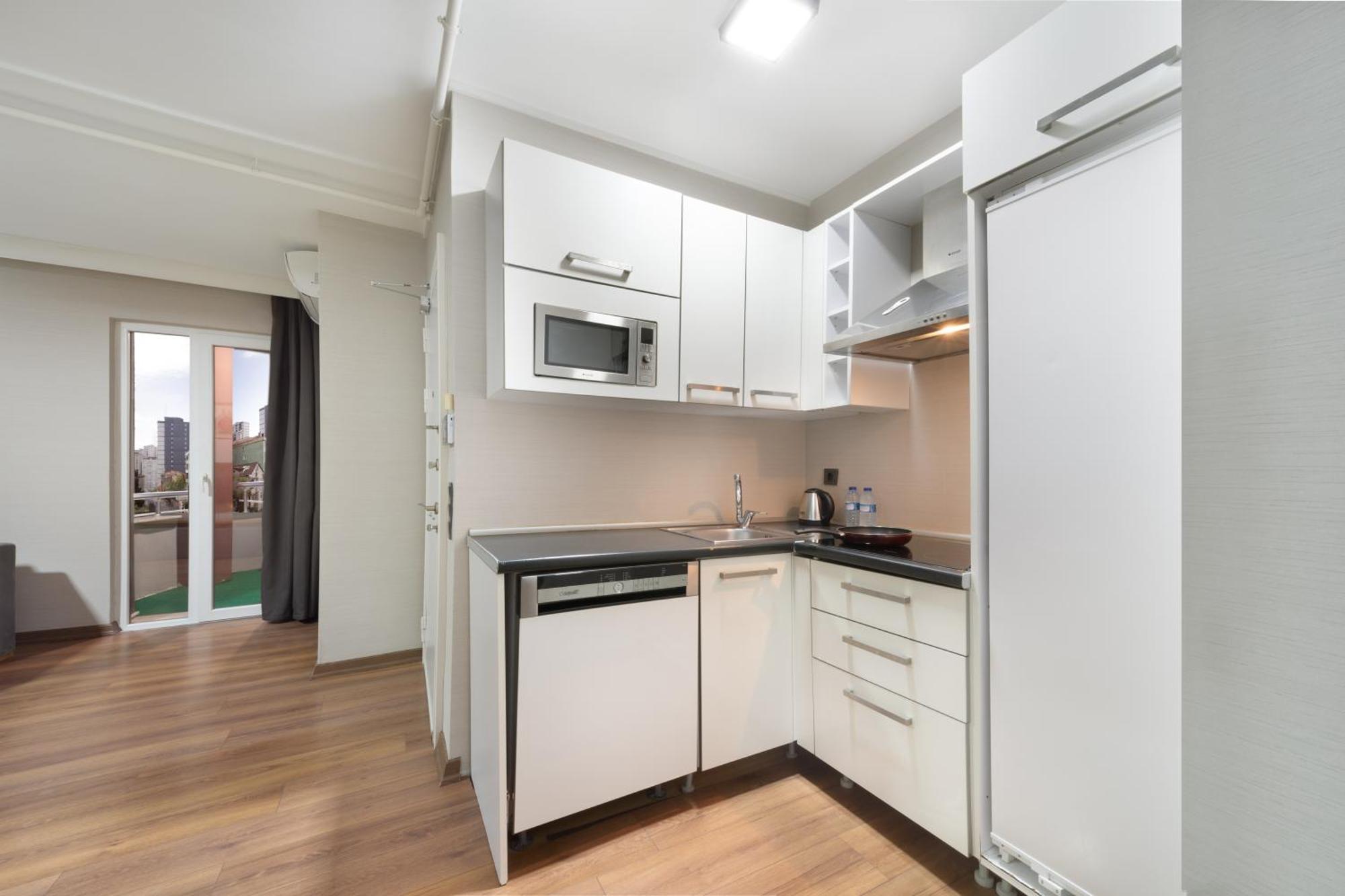 Nish Suites Atasehir Истанбул Екстериор снимка