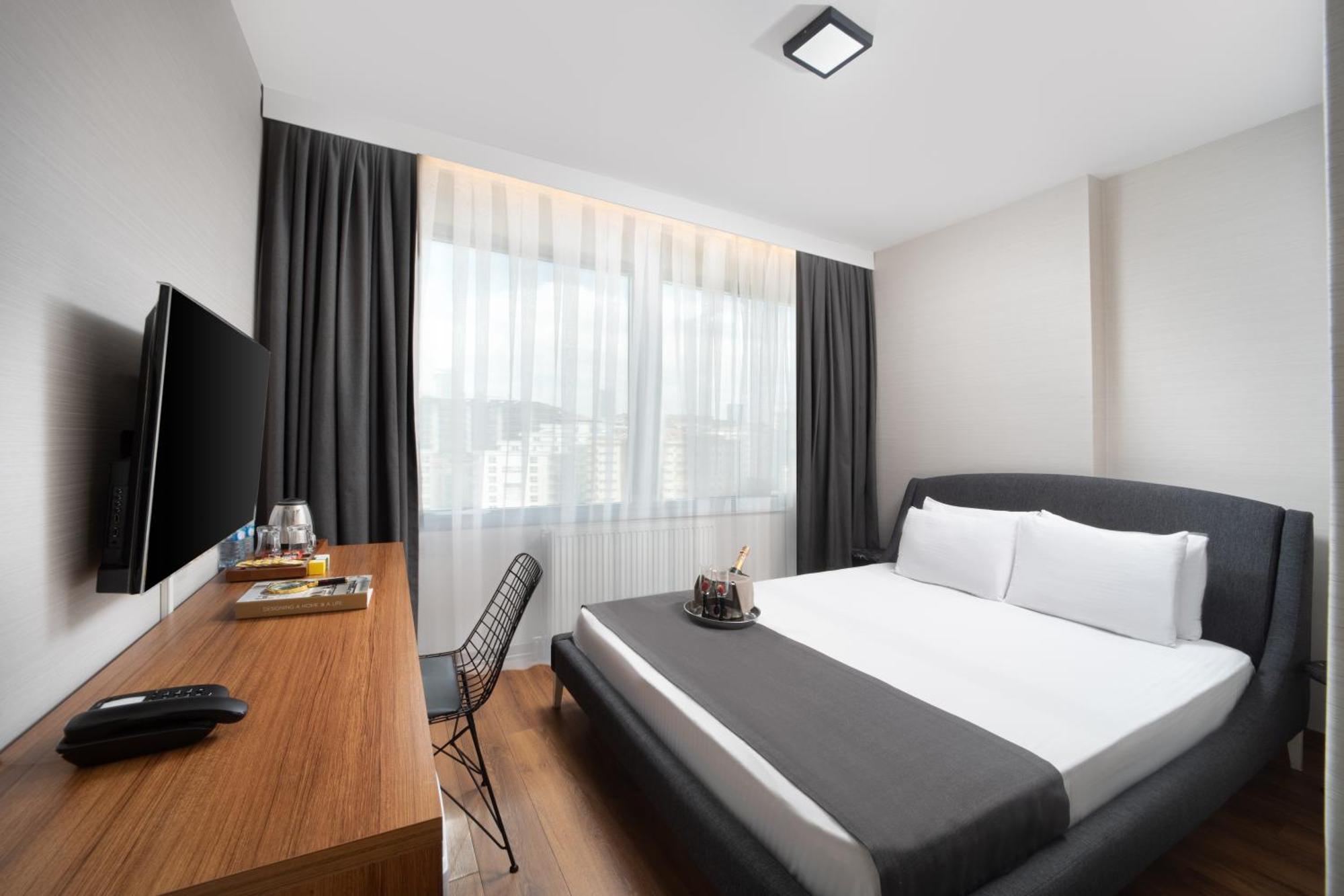 Nish Suites Atasehir Истанбул Екстериор снимка