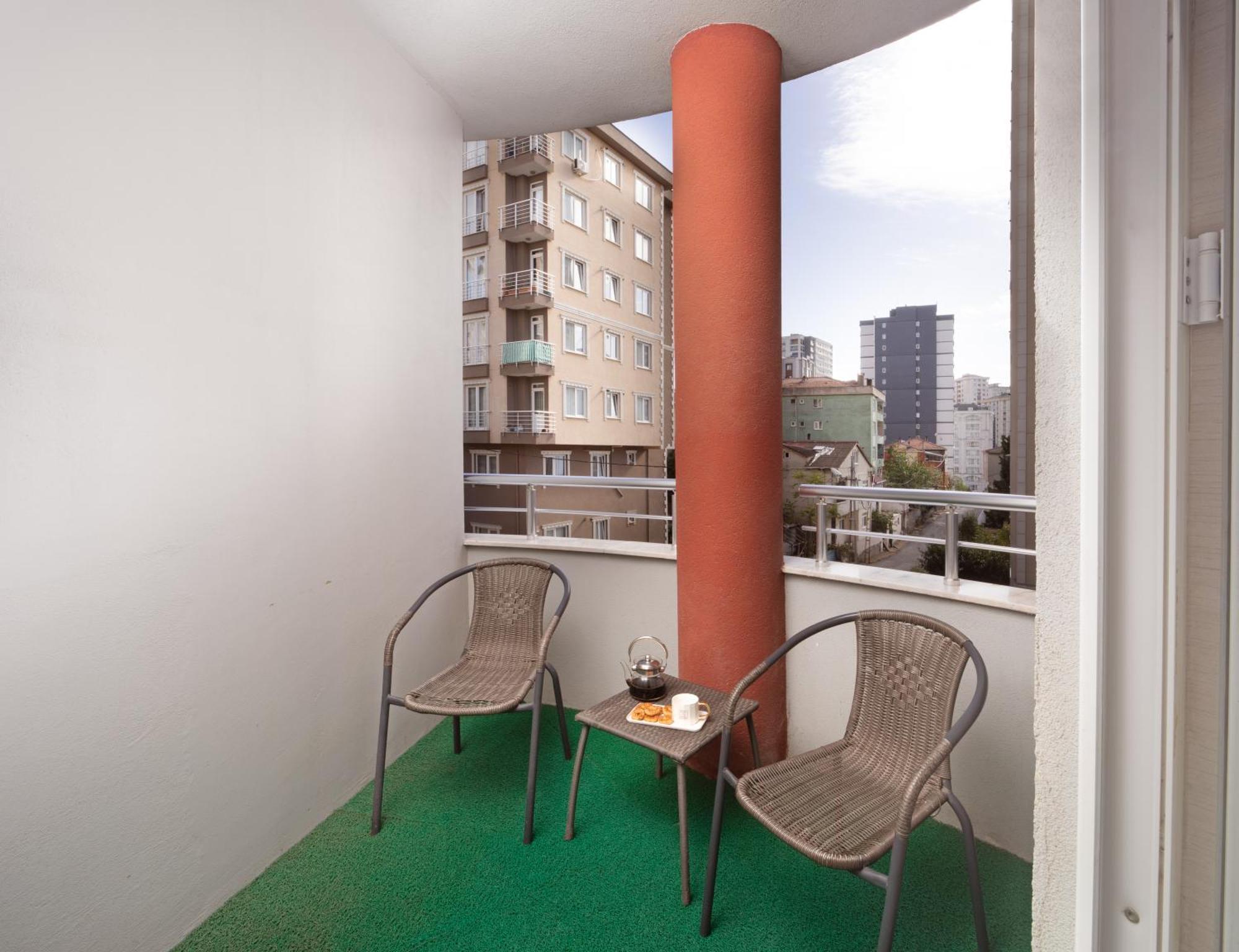 Nish Suites Atasehir Истанбул Екстериор снимка